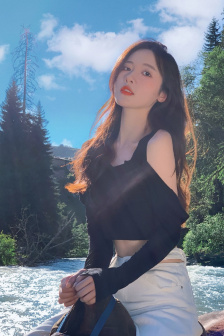 瞒着丈夫说在公司加班日剧